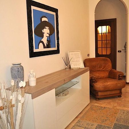 La Casa Di Sarita Apartment ปาเวีย ภายนอก รูปภาพ