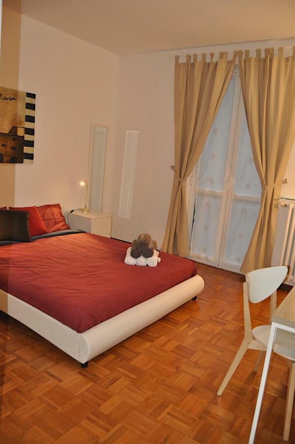 La Casa Di Sarita Apartment ปาเวีย ภายนอก รูปภาพ
