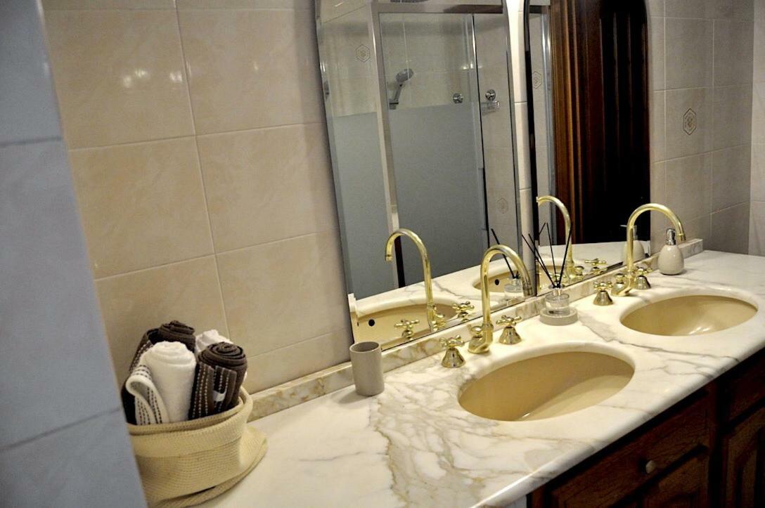La Casa Di Sarita Apartment ปาเวีย ภายนอก รูปภาพ