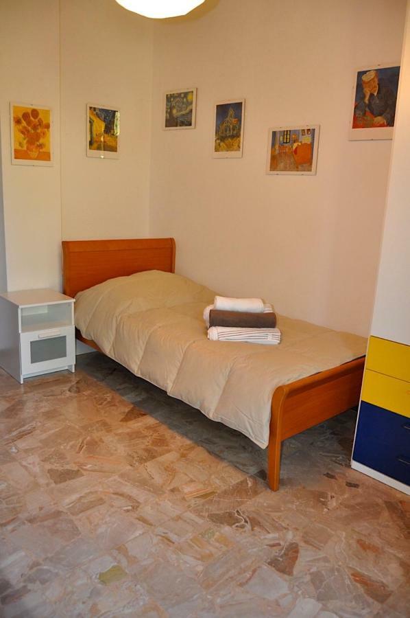 La Casa Di Sarita Apartment ปาเวีย ภายนอก รูปภาพ